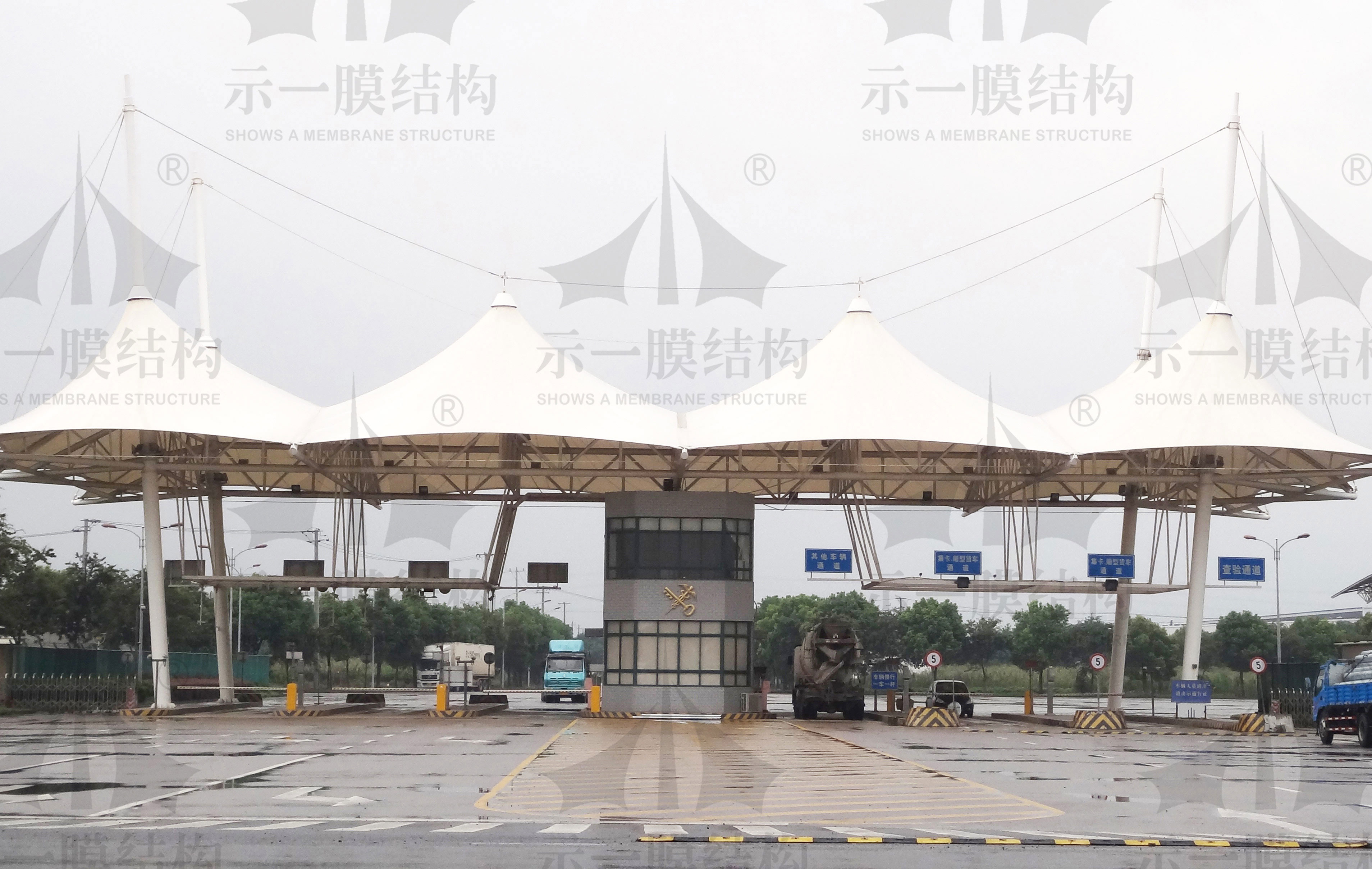 知悉身邊的加油站膜結(jié)構(gòu)頂棚優(yōu)點(diǎn)