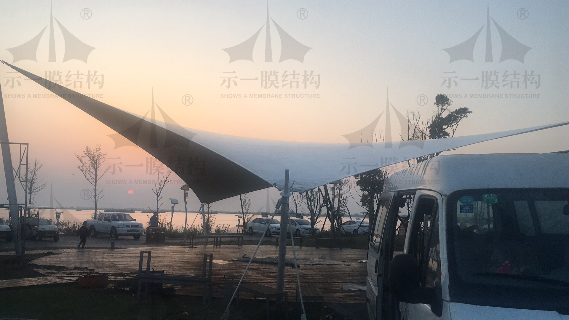 需要保存的積雪給膜結(jié)構(gòu)帶來(lái)的危害及應(yīng)急措施